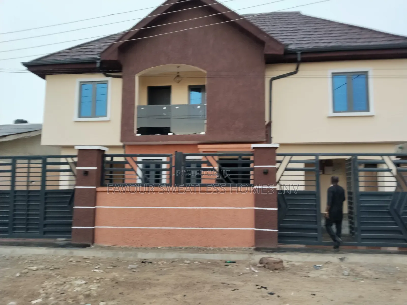 3bdrm Duplex in Private Est, Obafemi-Owode for sale in Obafemi-Owode