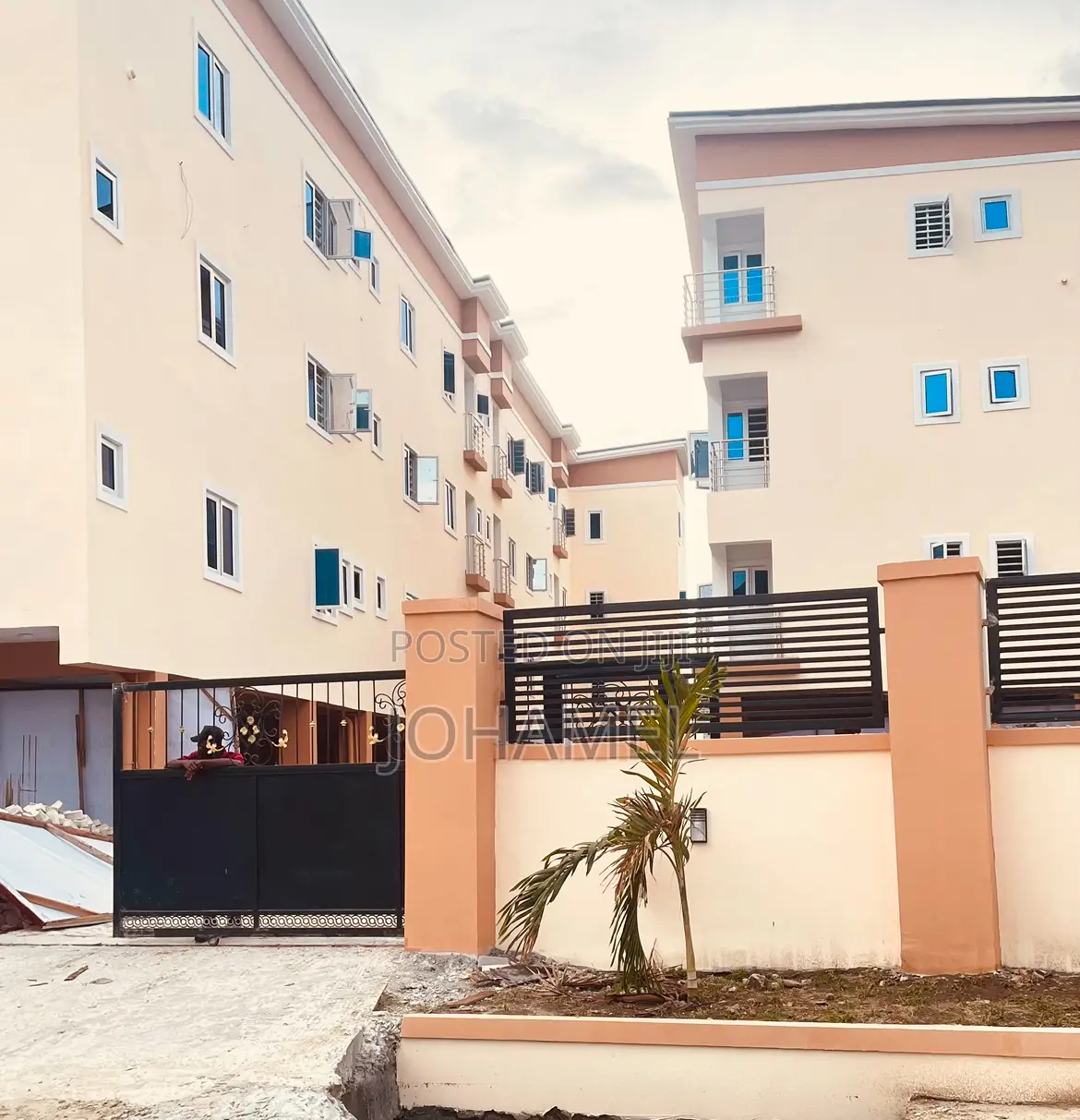 1bdrm Apartment in Prime Court, GRA Phase 2 / Port-Harcourt for sale in GRA Phase 2 / Port-Harcourt