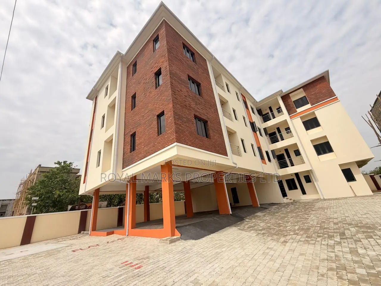 3bdrm Block of Flats in Katampe (Main) for sale in Katampe (Main)