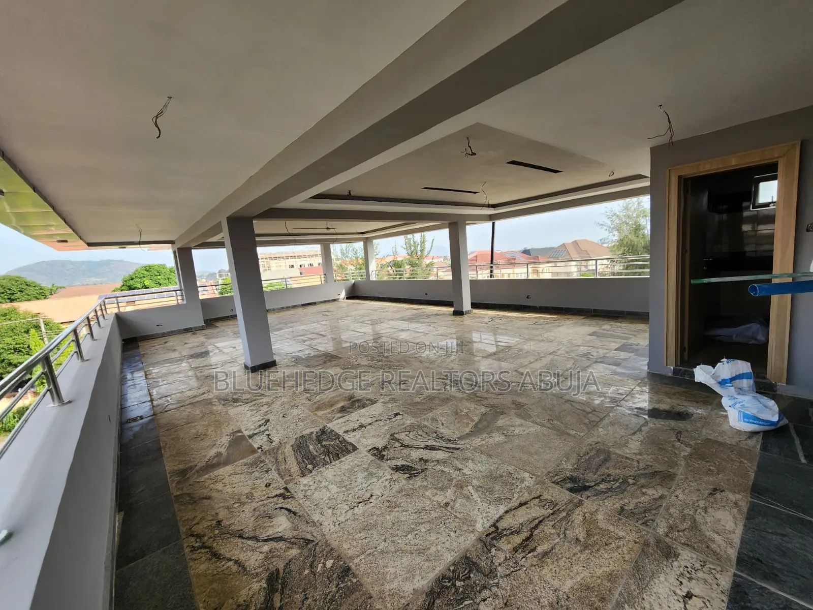 Well Appointed, Brand New With Excellent View Roof Top Restaurant in Bunkoro