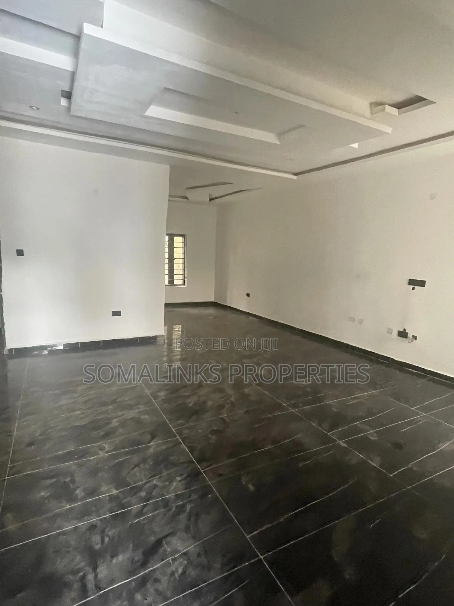 2bdrm Block of Flats in Pyramid Estate, Sabon Lugbe for rent in Sabon Lugbe