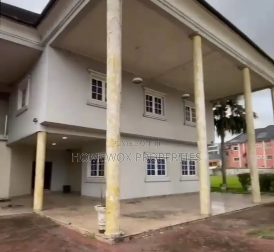 6bdrm Duplex in Obio-Akpor for sale in Obio-Akpor