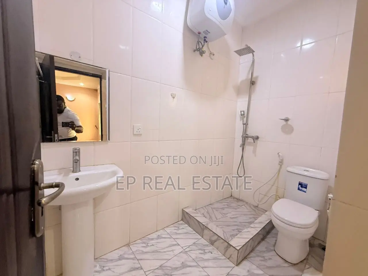 4bdrm House in Apo District for rent in Apo District