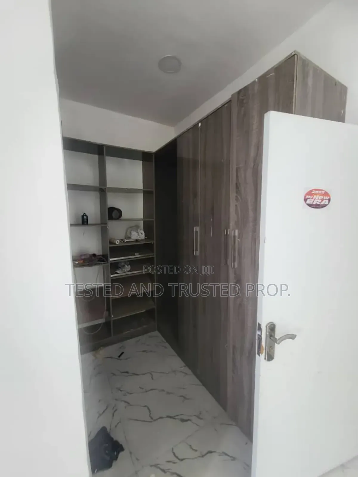 4bdrm Duplex in Ikota Gra for rent in Ikota