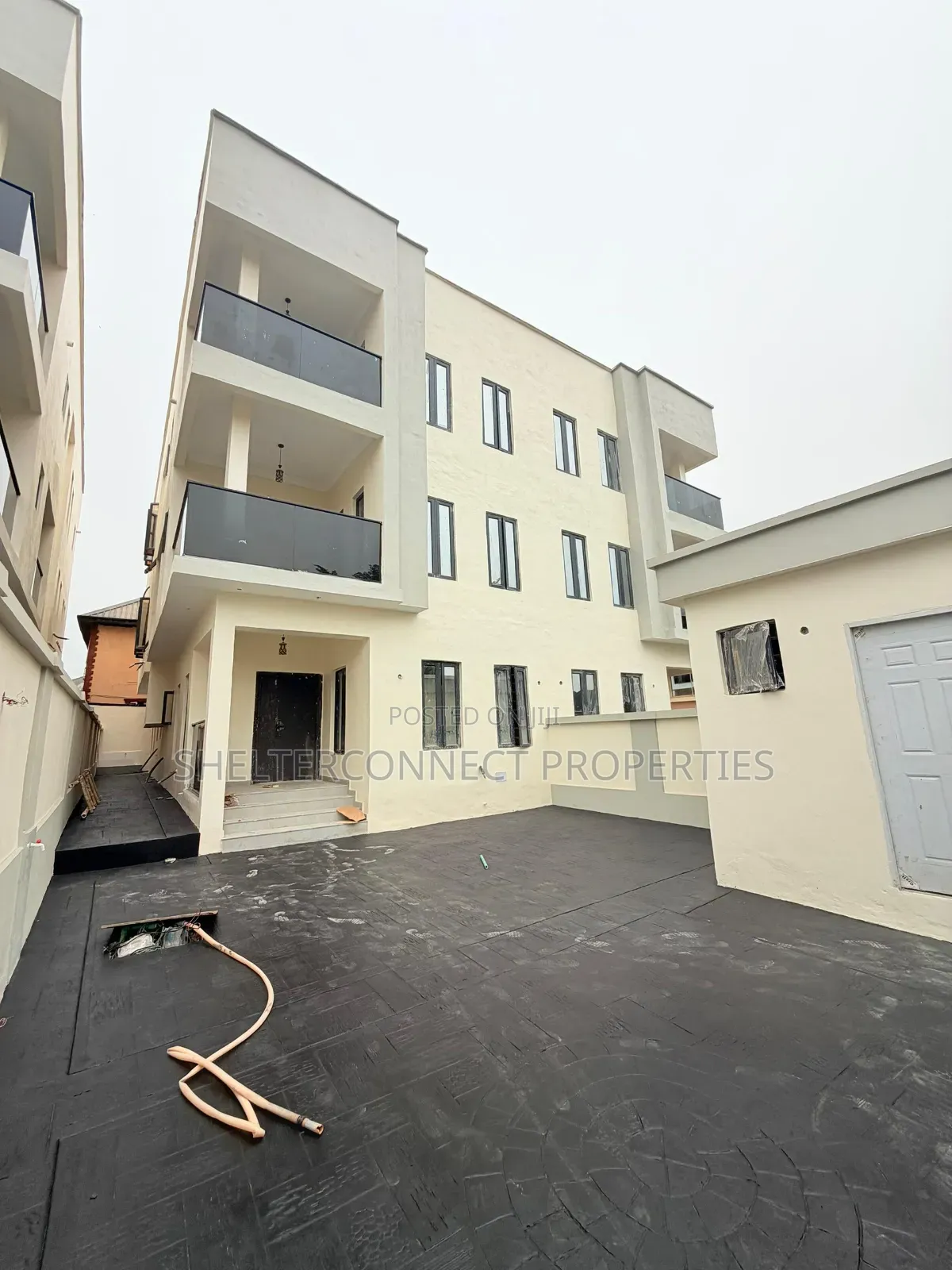 4bdrm Duplex in GRA Phase 1 for sale in GRA Phase 1