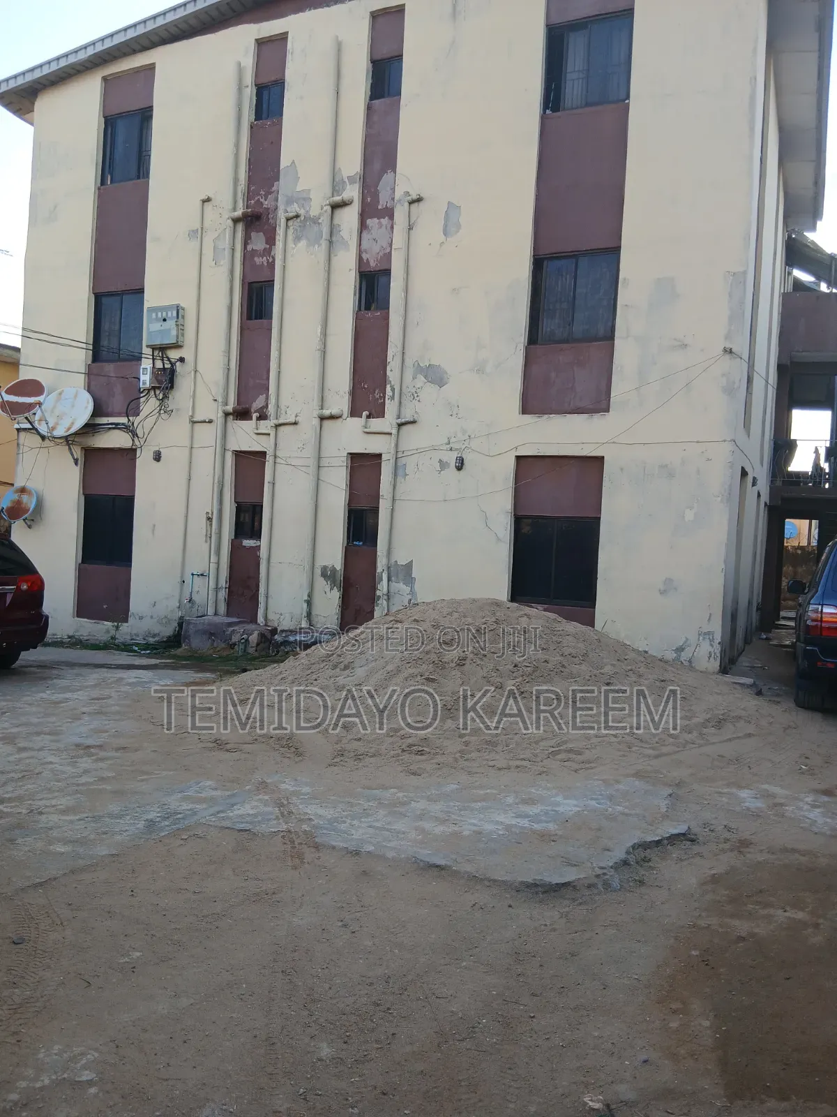 3bdrm Block of Flats in Goodwill Estate, Berger for sale in Berger