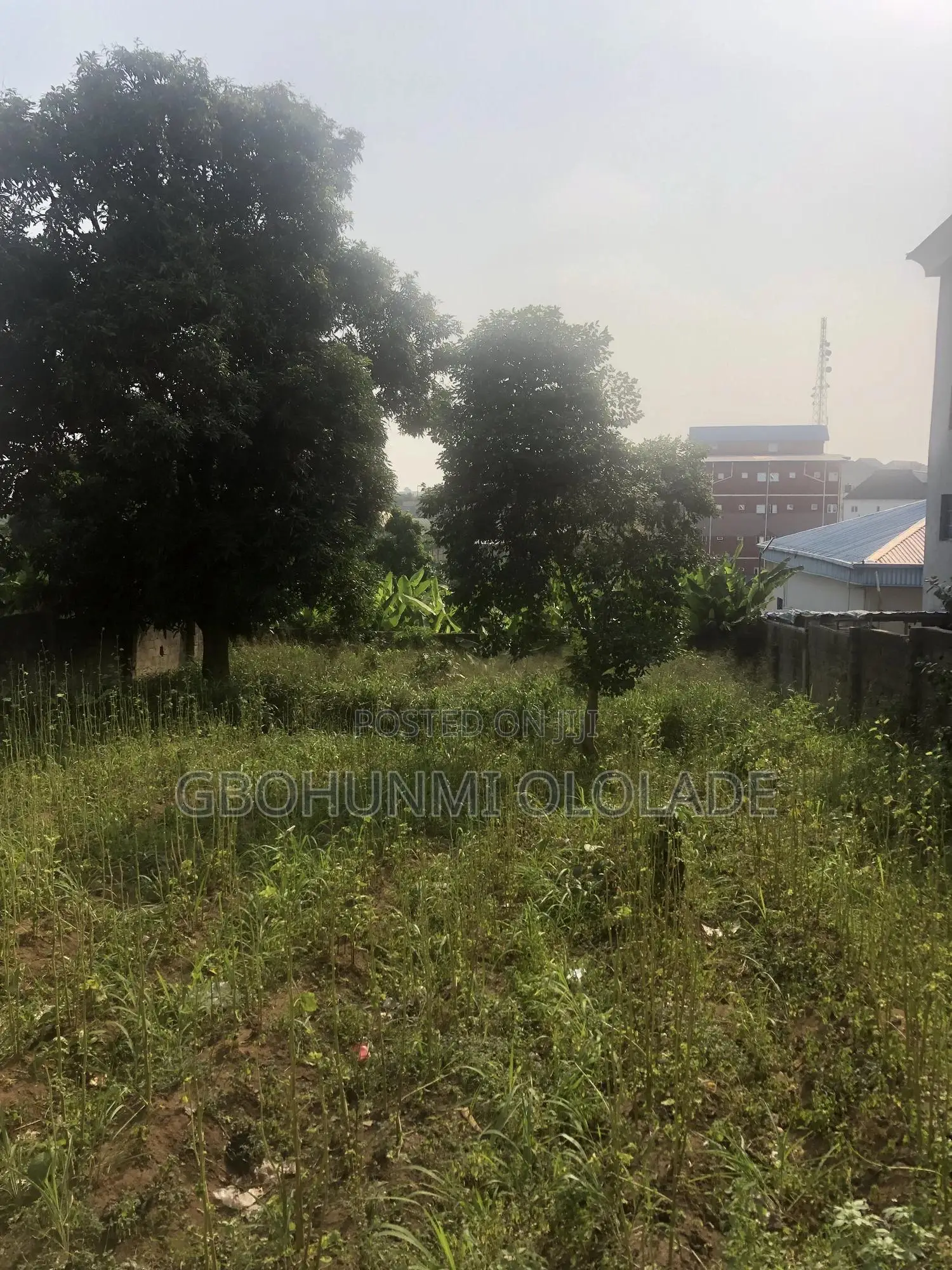 2 Plots With a 3-Bed Flat 2 Shops Facing the Major Road at Ginti. in Ijede / Ikorodu