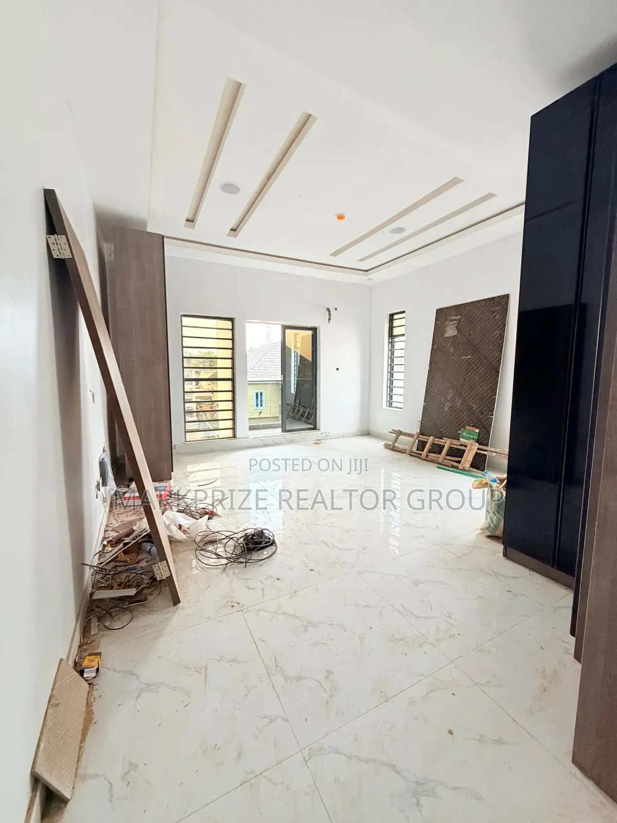 4bdrm Duplex in Adeniyi Jones Ikeja for sale in Adeniyi Jones