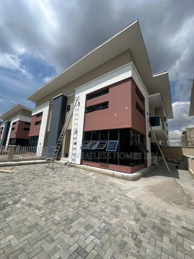 4bdrm Duplex in Ogudu Ph2, GRA Phase 2 Shangisha for rent in GRA Phase 2 Shangisha