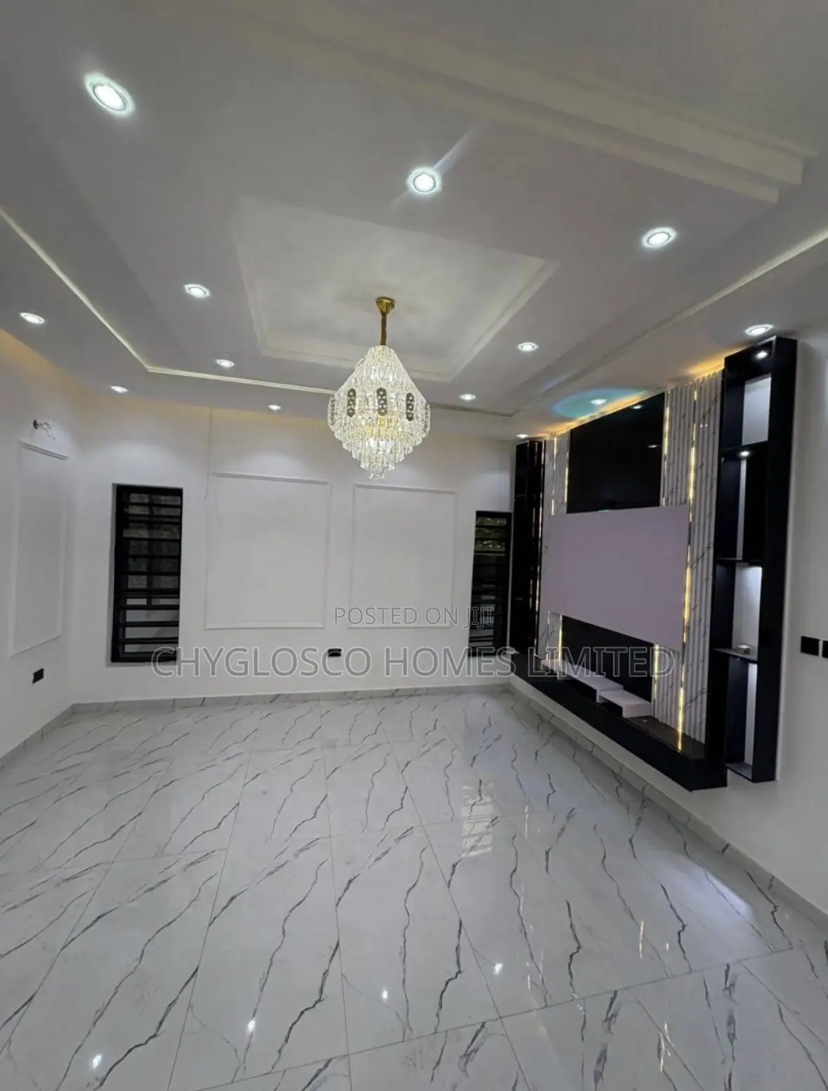 4bdrm Duplex in Eneka for sale in Eneka