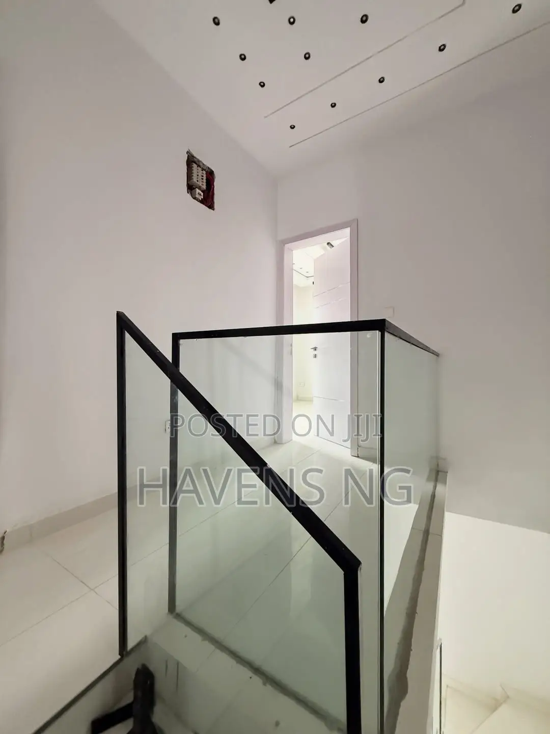 4bdrm Duplex in Ikota for sale in Ikota