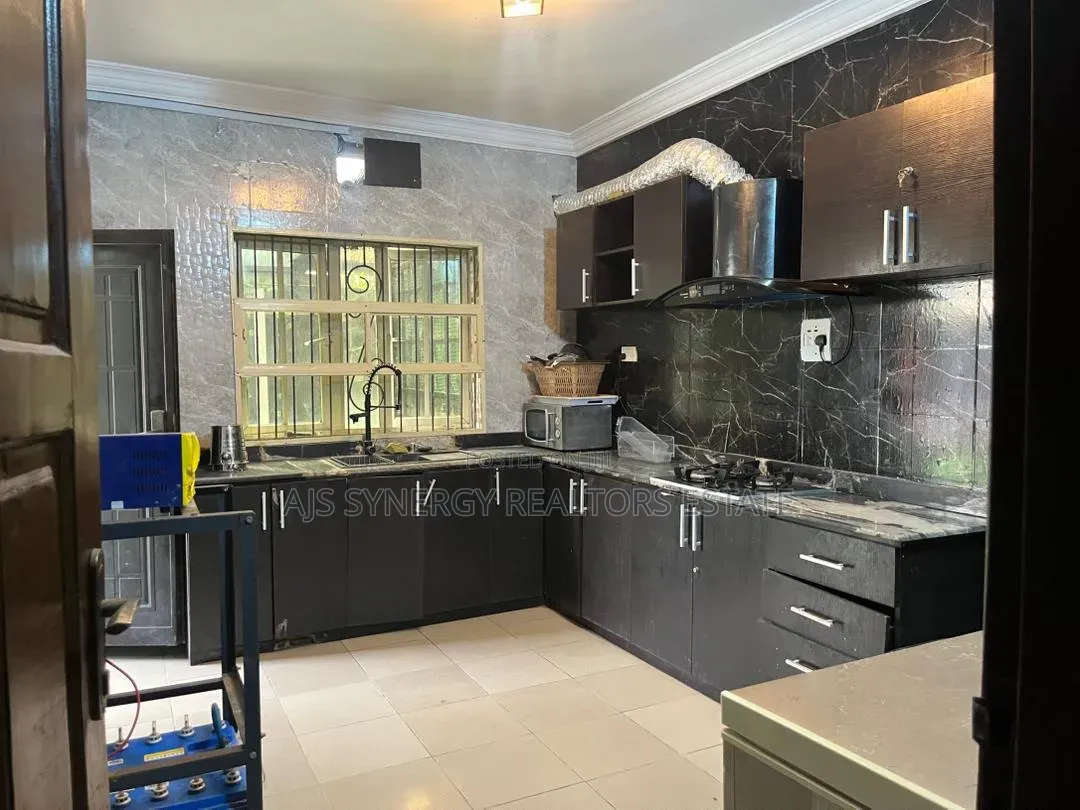 Furnished 2bdrm Duplex in Itedo Estate Ikate for rent in Ikate