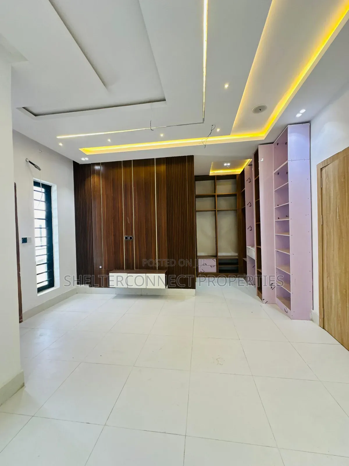 3bdrm Duplex in Thomas Estate for sale in Thomas Estate