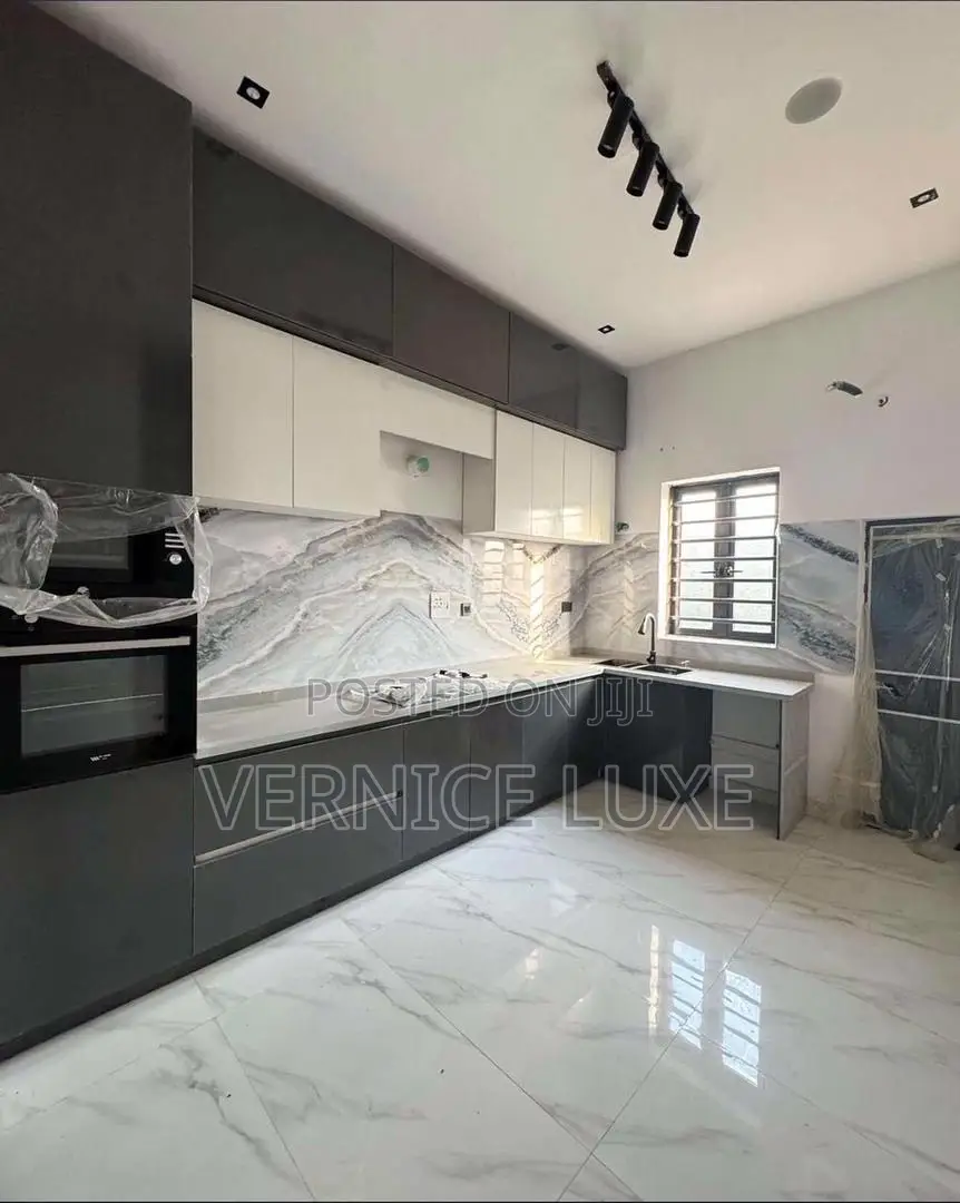 4bdrm Townhouse/Terrace in Ikota, Lekki for sale in Ikota