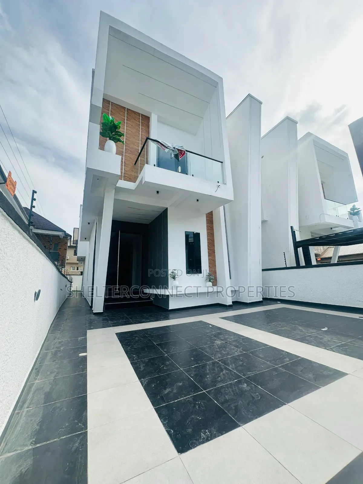 5bdrm Duplex in Ado / Ajah for sale in Ado / Ajah
