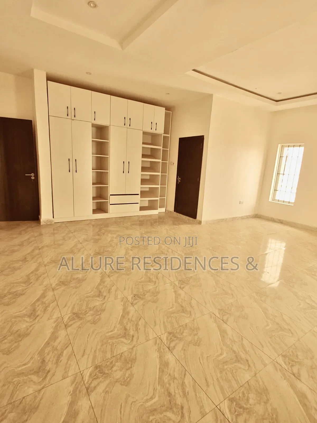5bdrm Duplex in Peachville Estate, Durumi for sale in Durumi