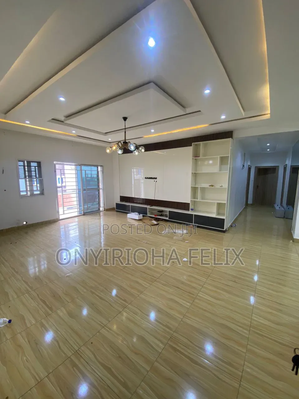 3bdrm Block of Flats in Wuye for rent in Wuye