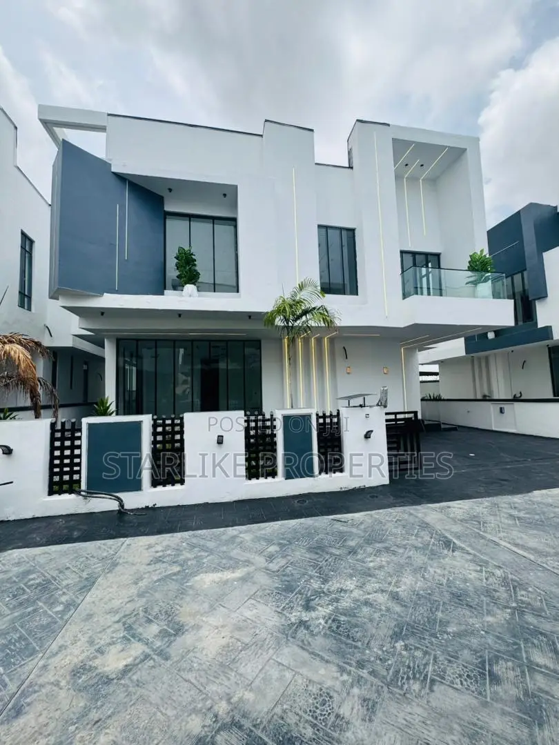 5bdrm Duplex in Chevron for sale in Chevron
