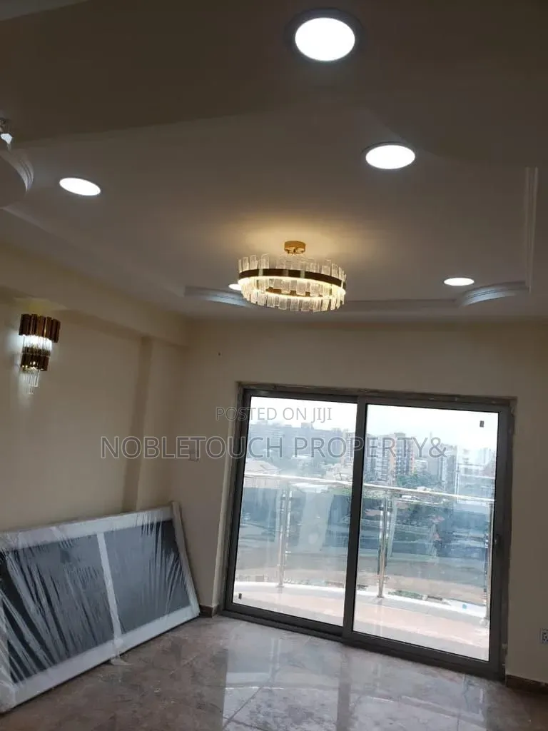 4bdrm Block of Flats in Ikoyi Lagos for sale in Old Ikoyi