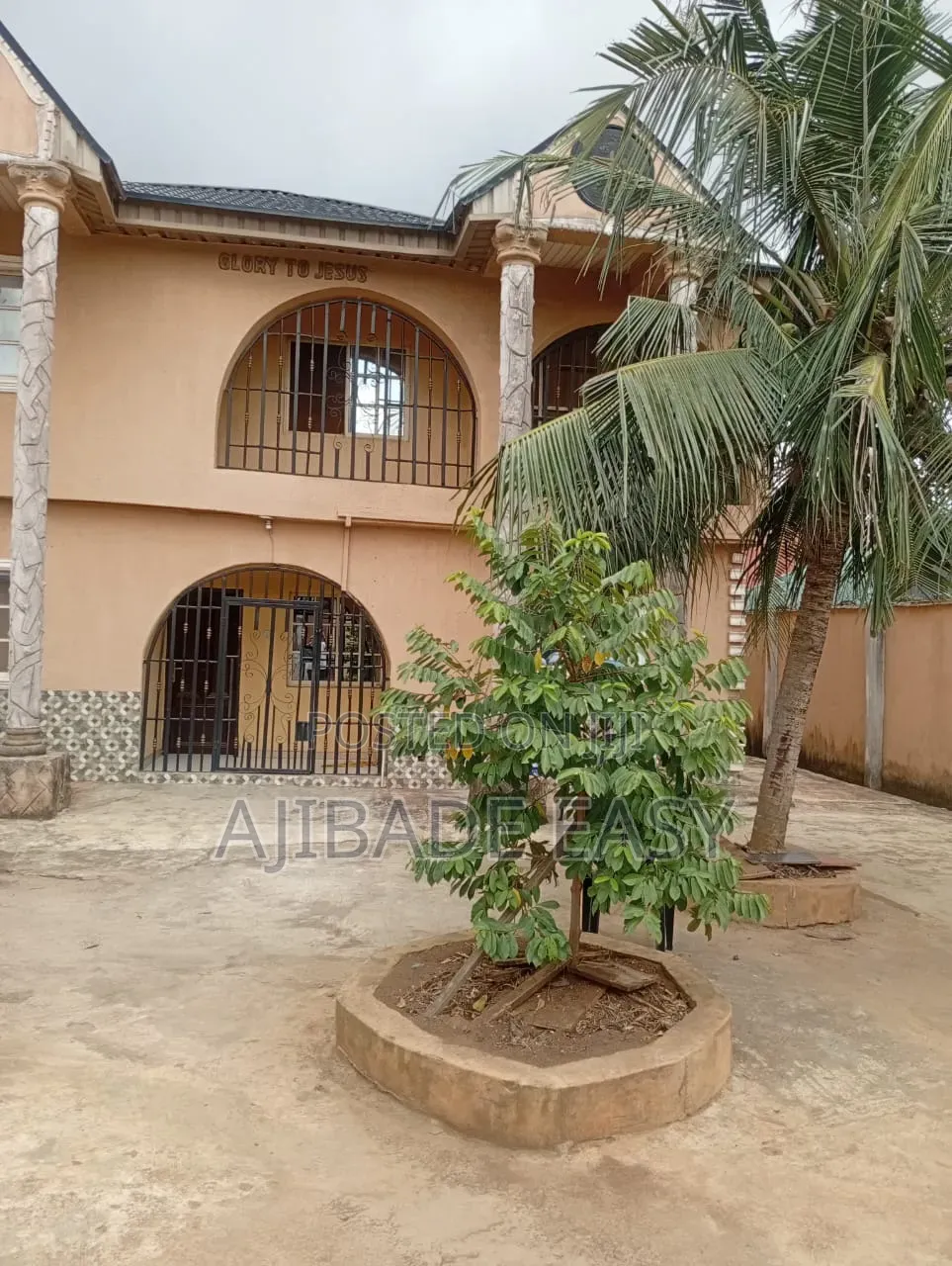 6bdrm Duplex in Peace Estate, Baruwa for sale in Baruwa