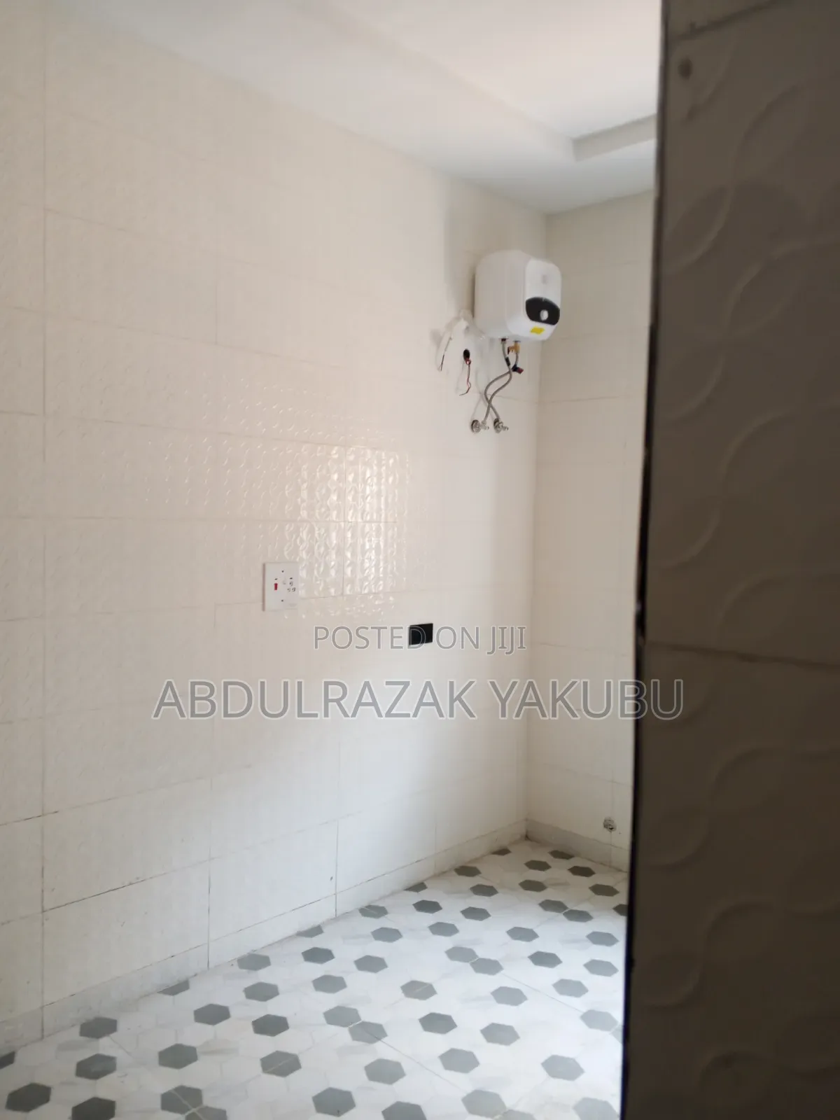 2bdrm Block of Flats in Non, Sabon Lugbe for rent in Sabon Lugbe