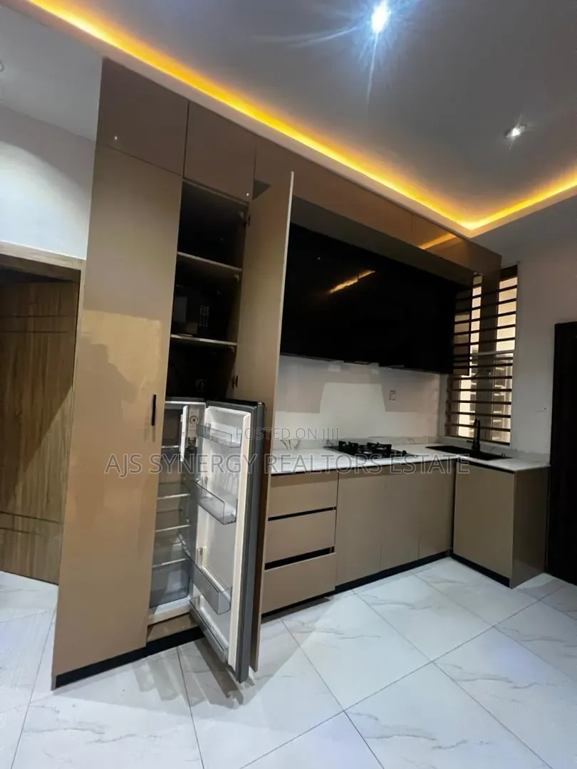 Furnished 2bdrm Apartment in Ikate for rent in Ikate