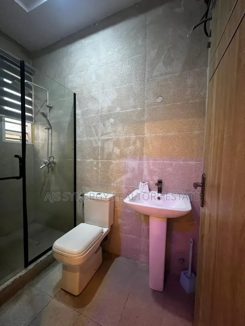 Furnished 2bdrm Apartment in Ikate for rent in Ikate