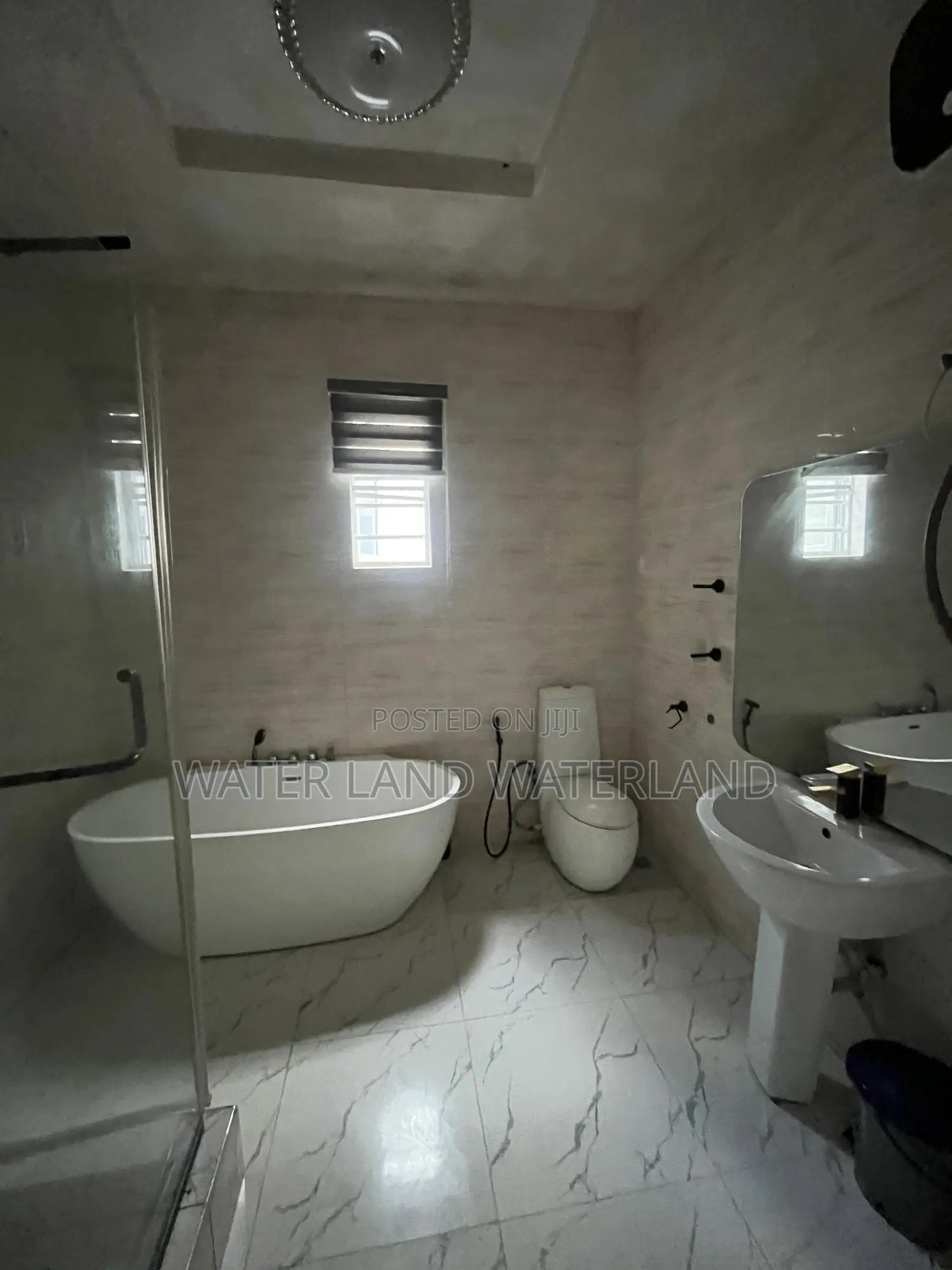 Furnished 4bdrm Duplex in Thomas Estate for sale in Thomas Estate