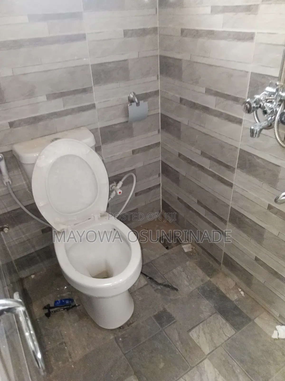 3bdrm Apartment in Elolad, Ologuneru for rent in Ologuneru