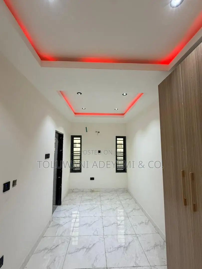 3bdrm Apartment in Gbagada, Atunrase Medina for sale in Atunrase Medina