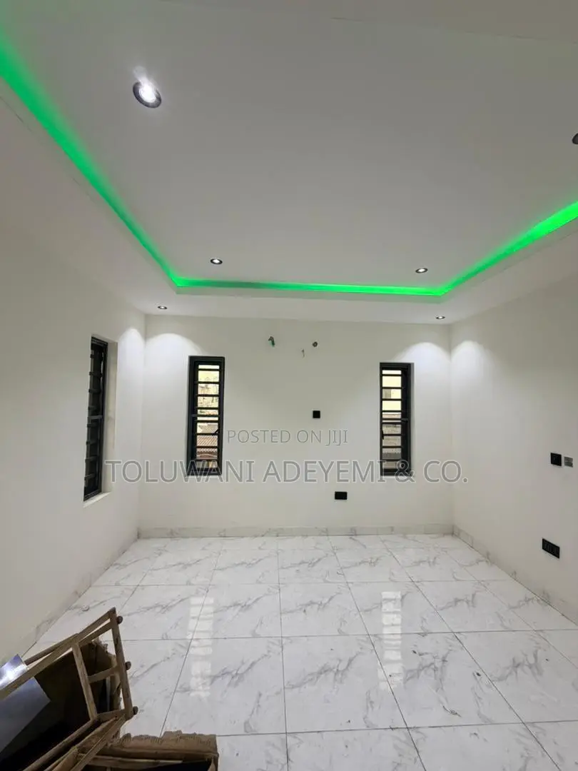3bdrm Apartment in Gbagada, Atunrase Medina for sale in Atunrase Medina