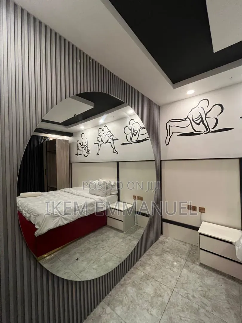 1 Bedroom Apartment Erotica Room in Ikate