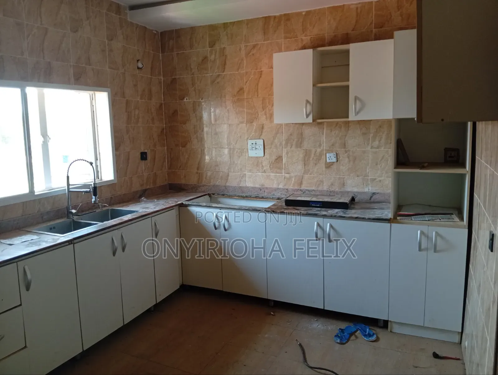 3bdrm Block of Flats in Gwarinpa 6Th Avenue, Life Camp for rent in Life Camp