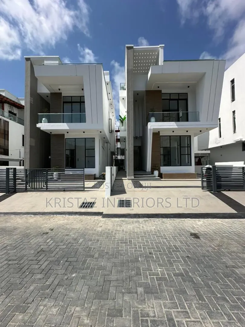 5bdrm Duplex in Osapa london for sale in Osapa london