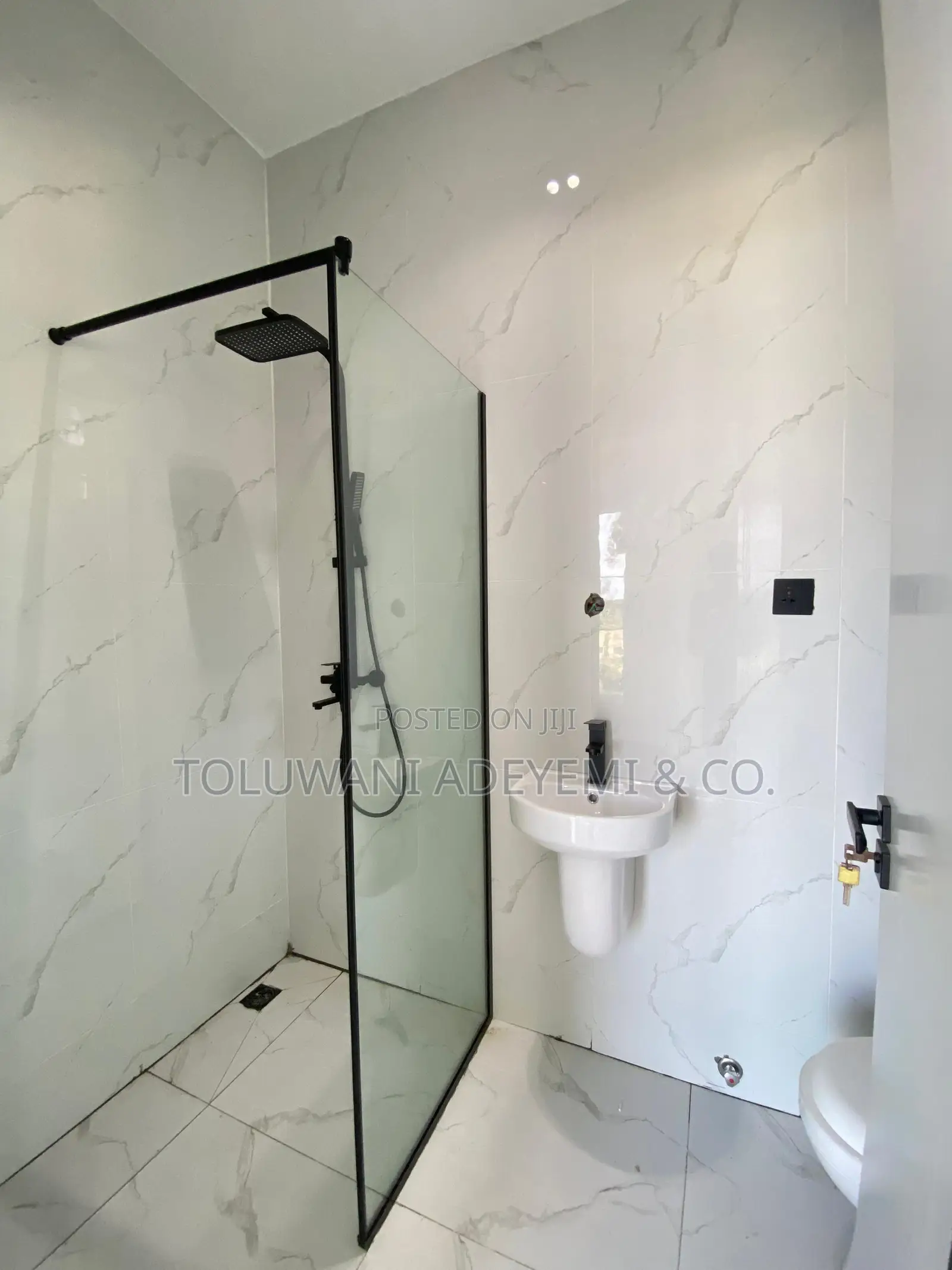 2bdrm Apartment in Ikate, Lekki, Lagos for sale in Ikate