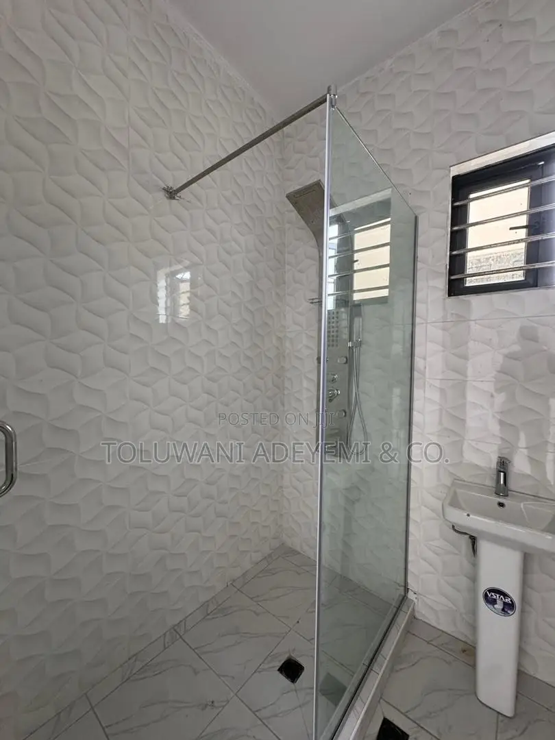4bdrm Duplex in Ajah, Lekki, Ogombo for sale in Ogombo
