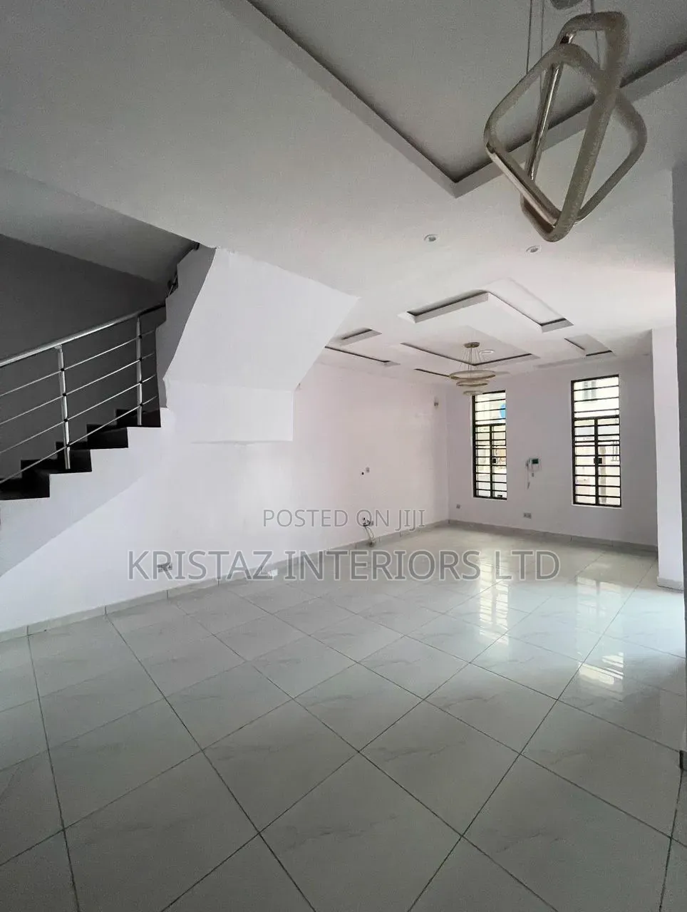 4bdrm Duplex in Chevron for rent in Chevron