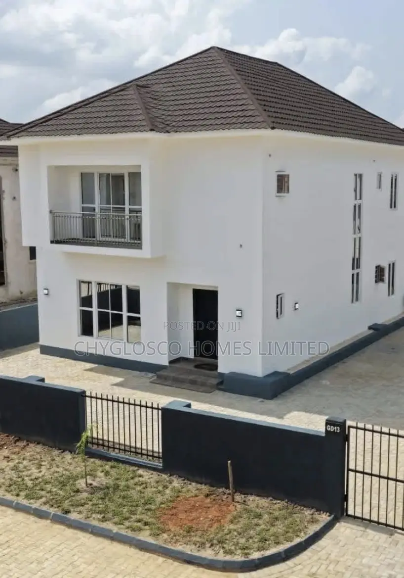 4bdrm Duplex in Greater Taf City, Rukpokwu for sale in Rukpokwu
