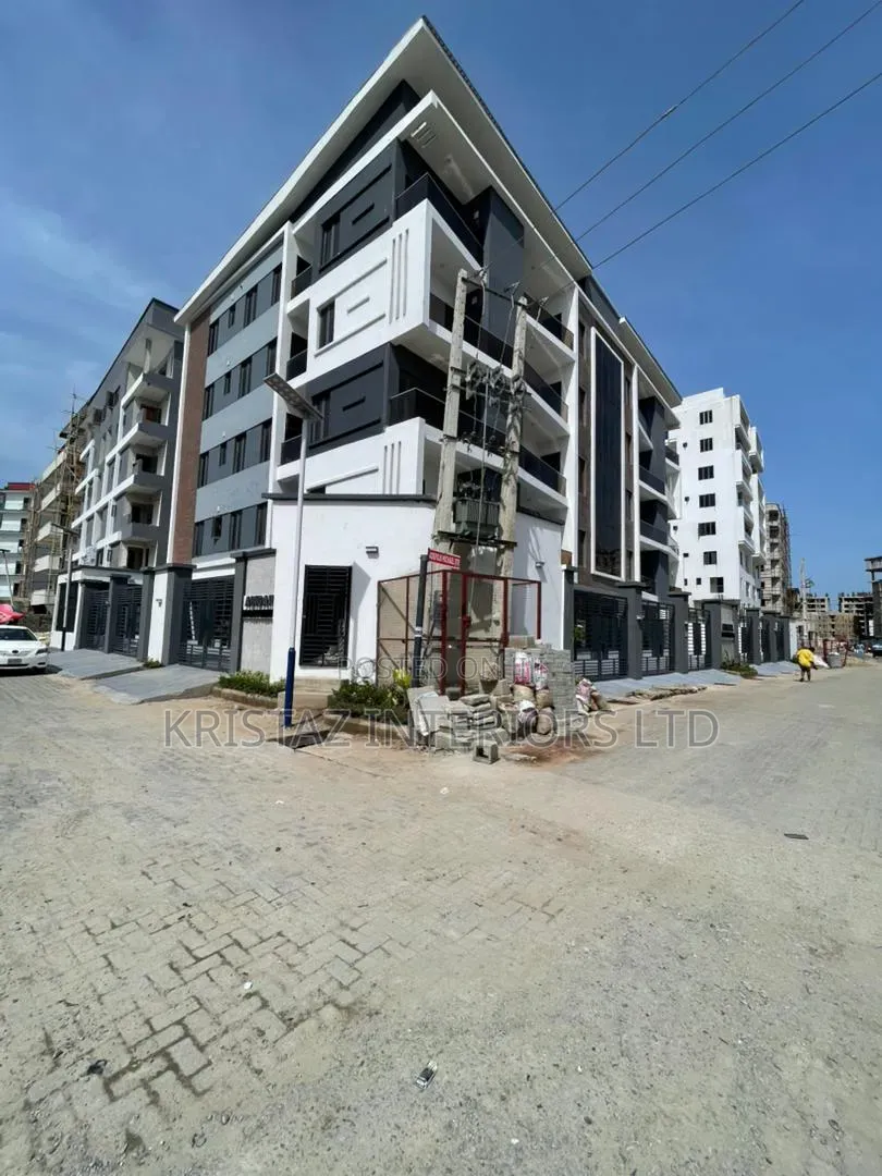 4bdrm Apartment in Ikate for sale in Ikate