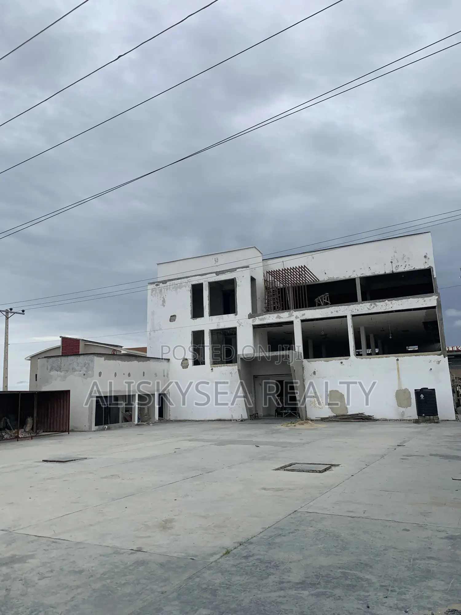 Proposed Supermarket on 2000sqm With Registered Survey in Abijo