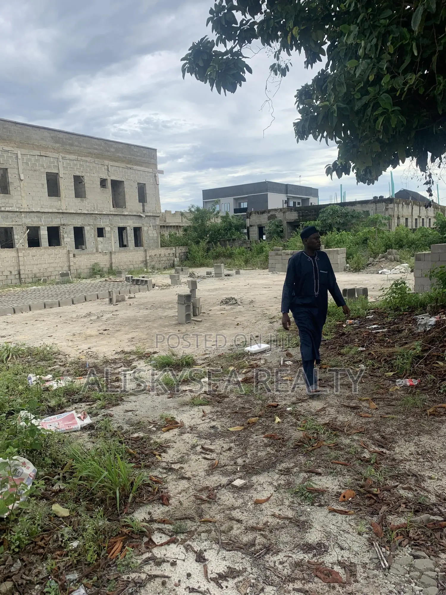 Dry 450sqm Estate Land for Sale at Lakowe Near Golf Estate in Lakowe