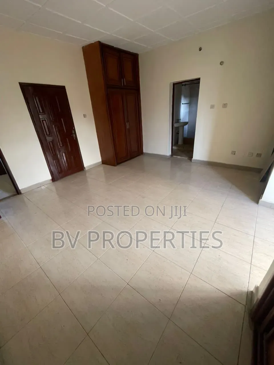 Studio Apartment in Ikota Villa Estate for rent in Ikota