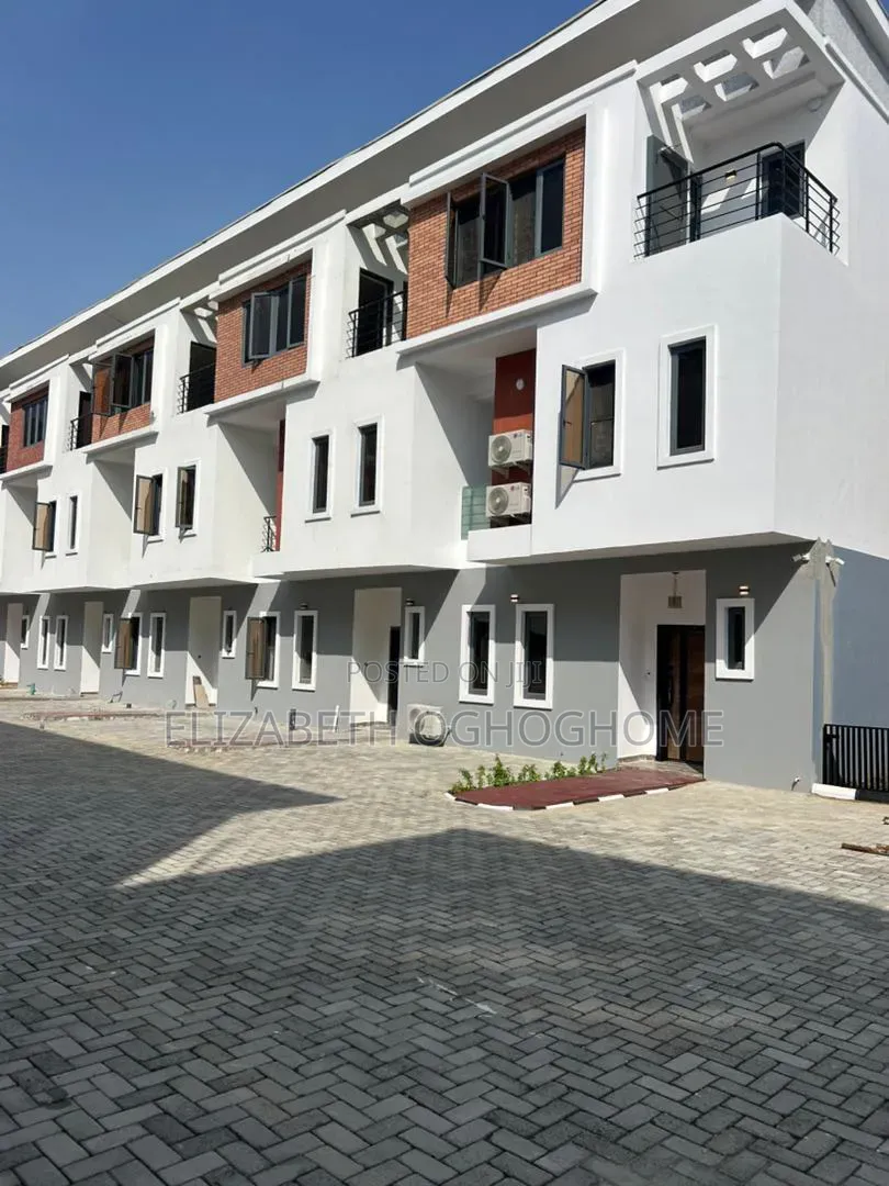 4bdrm Duplex in Ikate for rent in Ikate