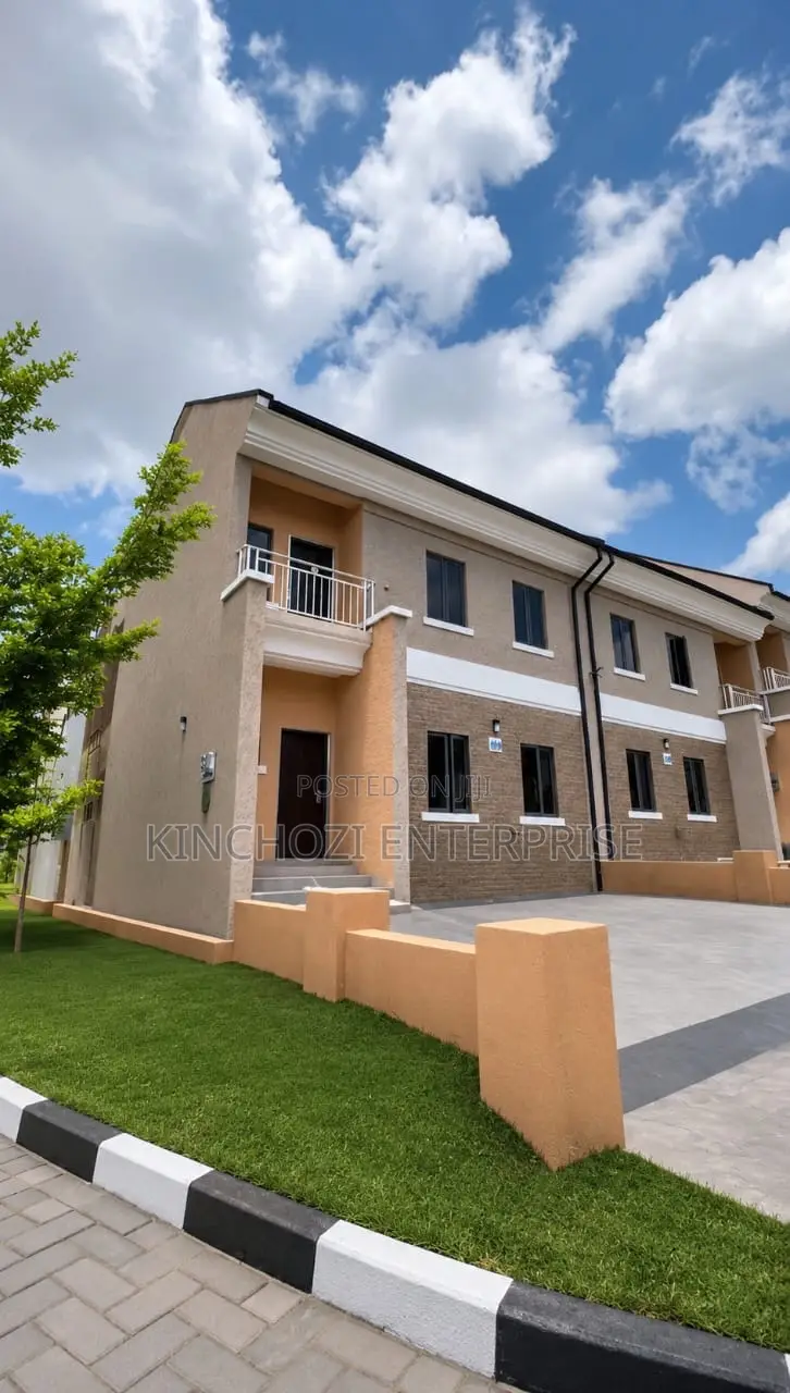 3bdrm Duplex in Apo, Zone B for rent in Zone B