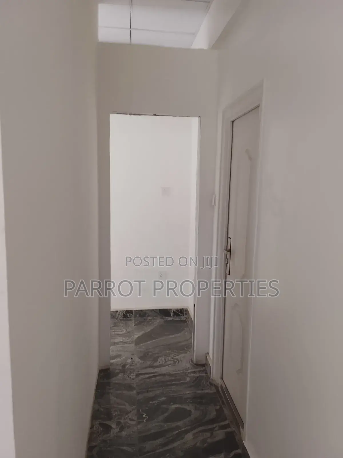 Pharmacy / Office Space in Gwarinpa