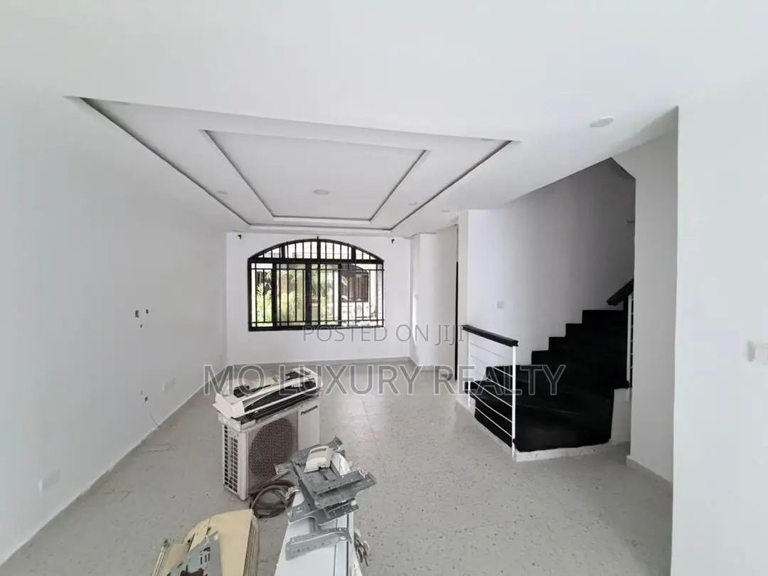 4bdrm Townhouse / Terrace in Victoria Island for rent in Victoria Island