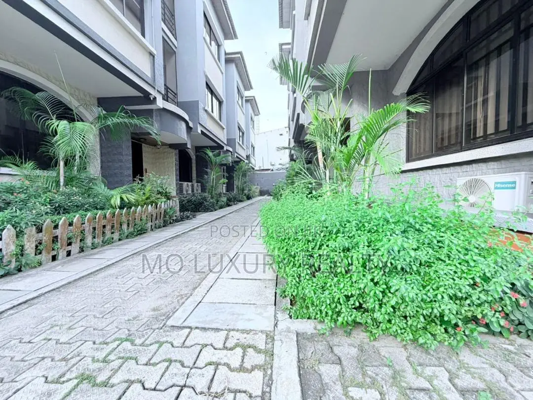 4bdrm Townhouse / Terrace in Victoria Island for rent in Victoria Island