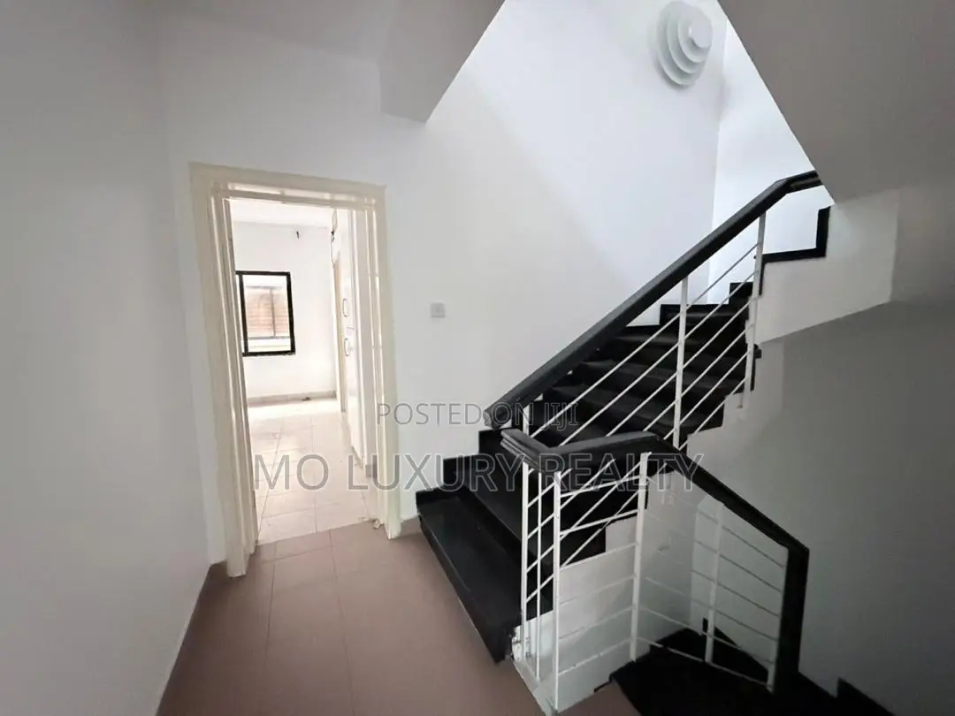 4bdrm Townhouse / Terrace in Victoria Island for rent in Victoria Island
