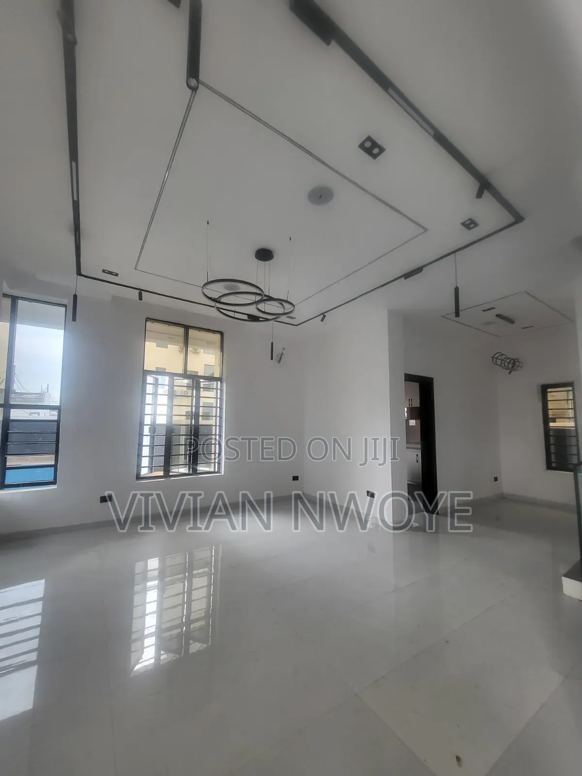 5bdrm Duplex in Lekki Expressway for sale in Lekki Expressway
