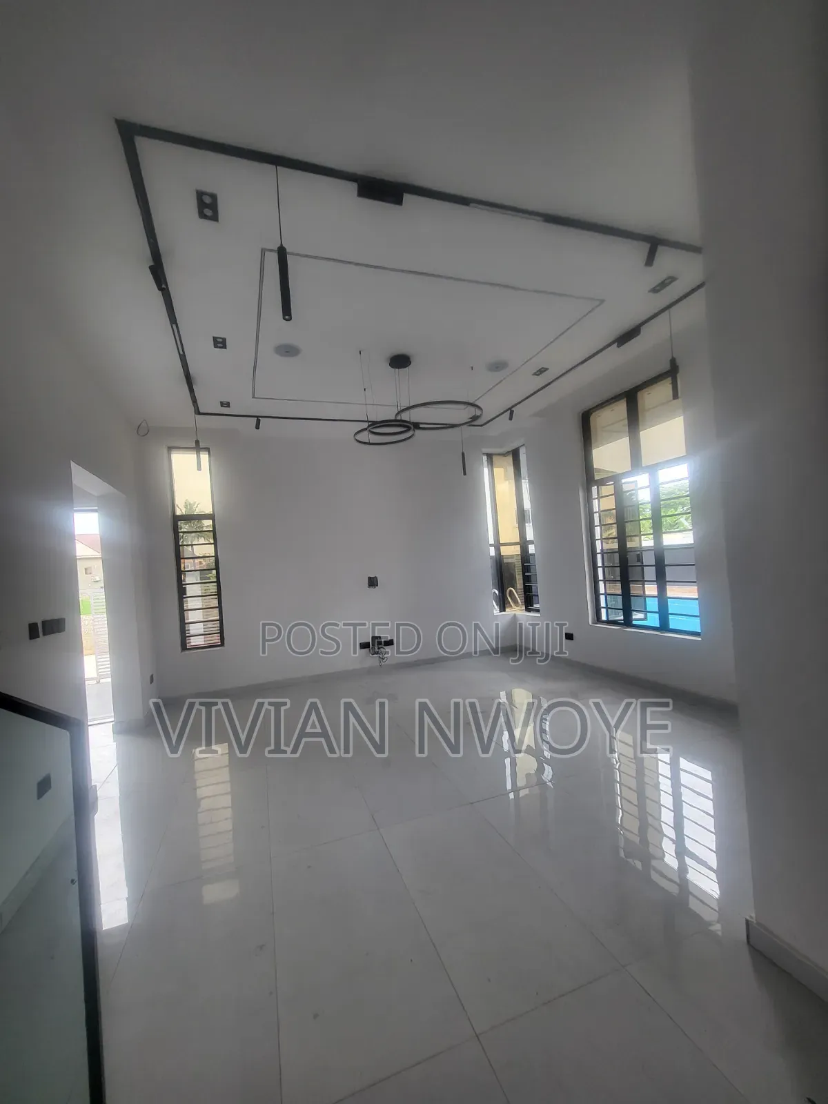5bdrm Duplex in Lekki Expressway for sale in Lekki Expressway